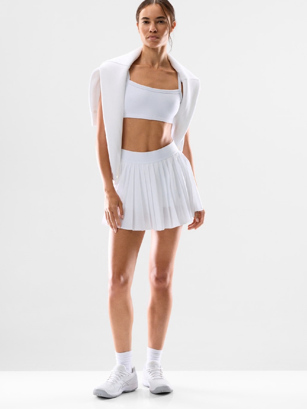 Aritzia MoveTech Tennis Pro Micro Skort in White- size XS - NWT